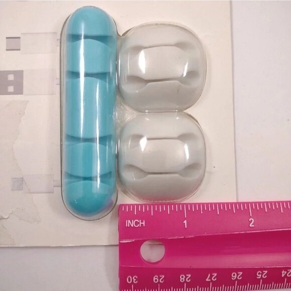 Cord Organizer 3 Count Pack 2 Cord and 4 Cord Holders Stick On Adhesive Mount - Picture 3 of 11